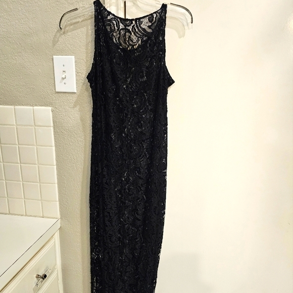 NWT Forever Rose Couture Black Long Lace/Crotchet Dress. XL - Picture 5 of 12